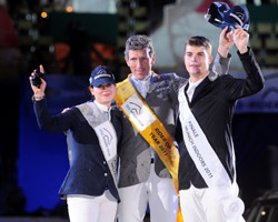Ehrung in der Riders-Tour Wertung: Ludger Beerbaum, Katrin Eckermann und Jörg Oppermann. Foto: Frieler